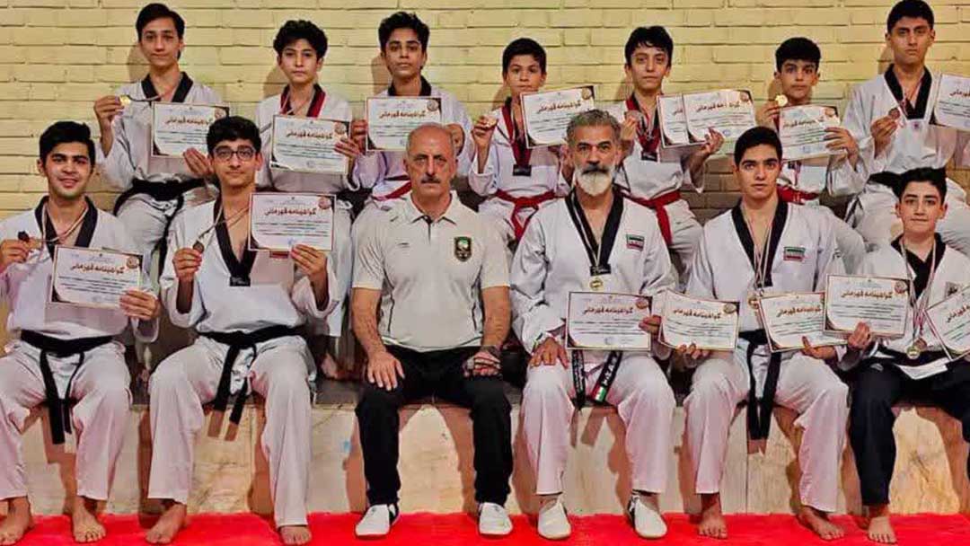 تکواندوکاران شاهین‌شهری