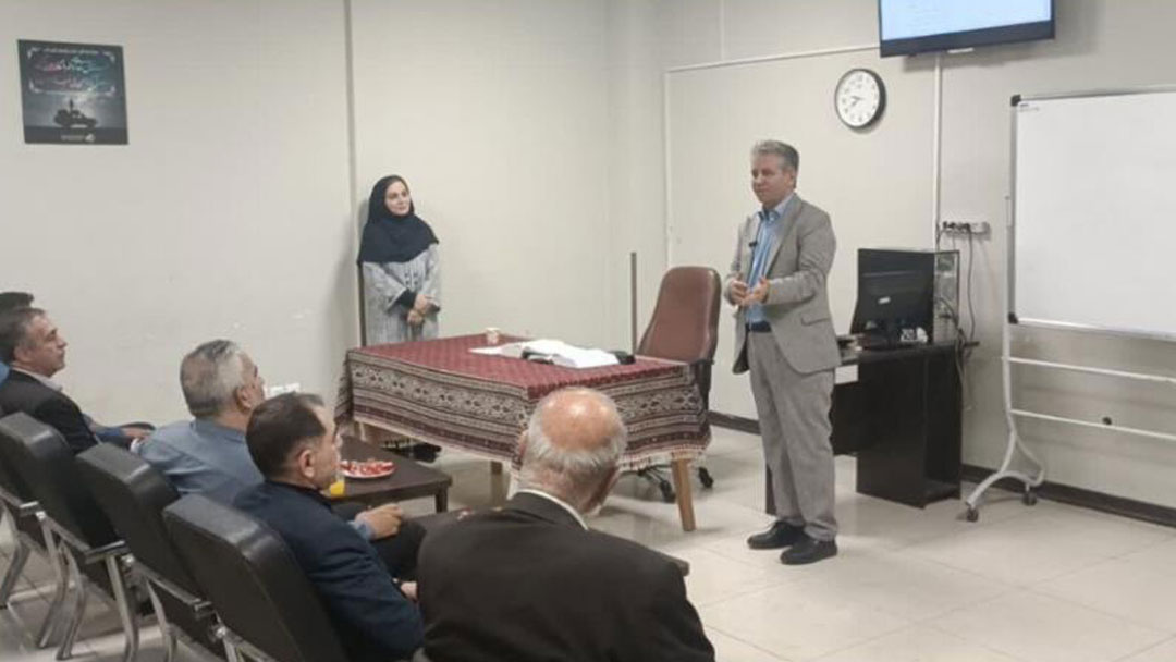 محفل مولوی‌شناسی فرهنگسرای خانواده