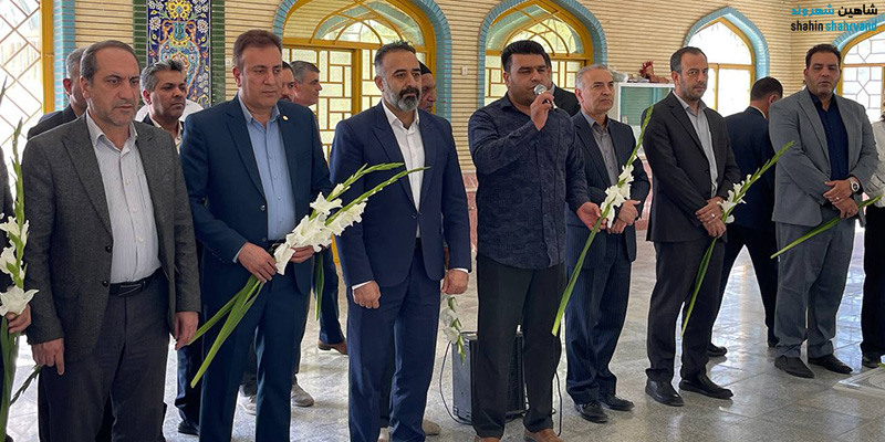 چرا افتتاح پروژه های هفته دولت از گلزار شهدای گرگاب آغاز شد؟