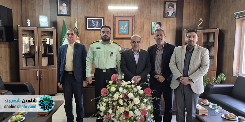 دیدار بخشدار مرکزی با فرمانده انتظامی شهرستان به مناسبت هفته نیروی انتظامی در شاهین شهر