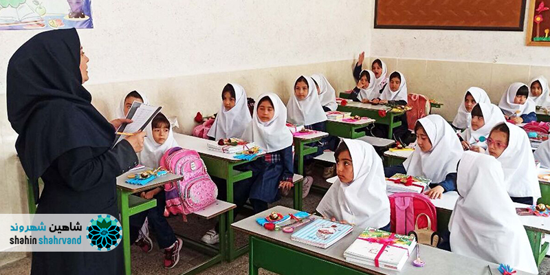 راهکارهای ارتقای کیفیت آموزشی معلمان از نگاه شهروندان شاهین شهر