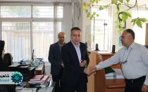 بازدید فرماندار شاهین شهر و میمه از اداره بیمه سلامت شهرستان