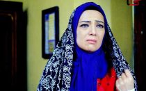 خانم بازیگر به کما فت